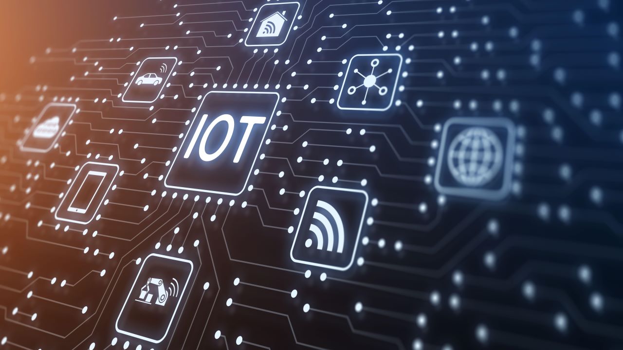 Internet of Things technology with connected devices exchanging data on network. Illustration with connections on electronic circuit board Internet of Things technology with connected devices exchanging data on network. Illustration with connections on electronic circuit board